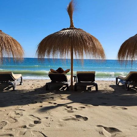 Apartment Beachfront Accommodation Estepona Zewnętrze zdjęcie