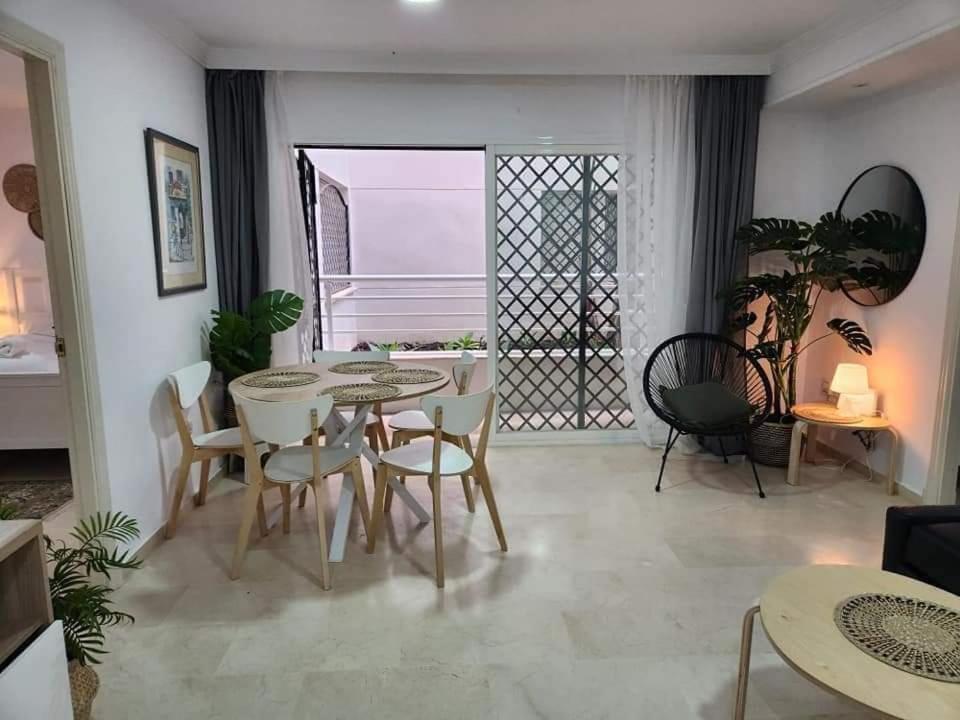 Apartment Beachfront Accommodation Estepona Zewnętrze zdjęcie