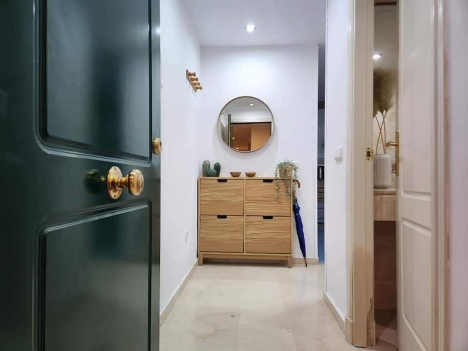 Apartment Beachfront Accommodation Estepona Zewnętrze zdjęcie